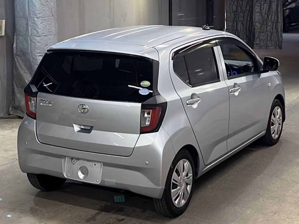 TOYOTA PIXIS EPOCH