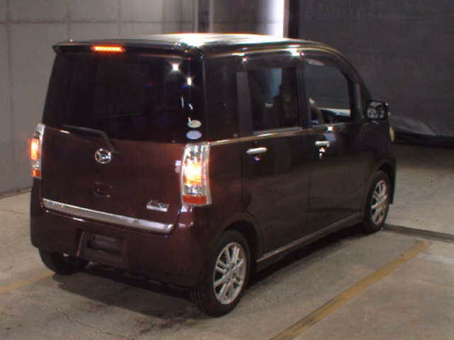 DAIHATSU TANTO EXE