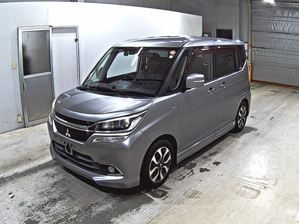 MITSUBISHI DELICA D:2
