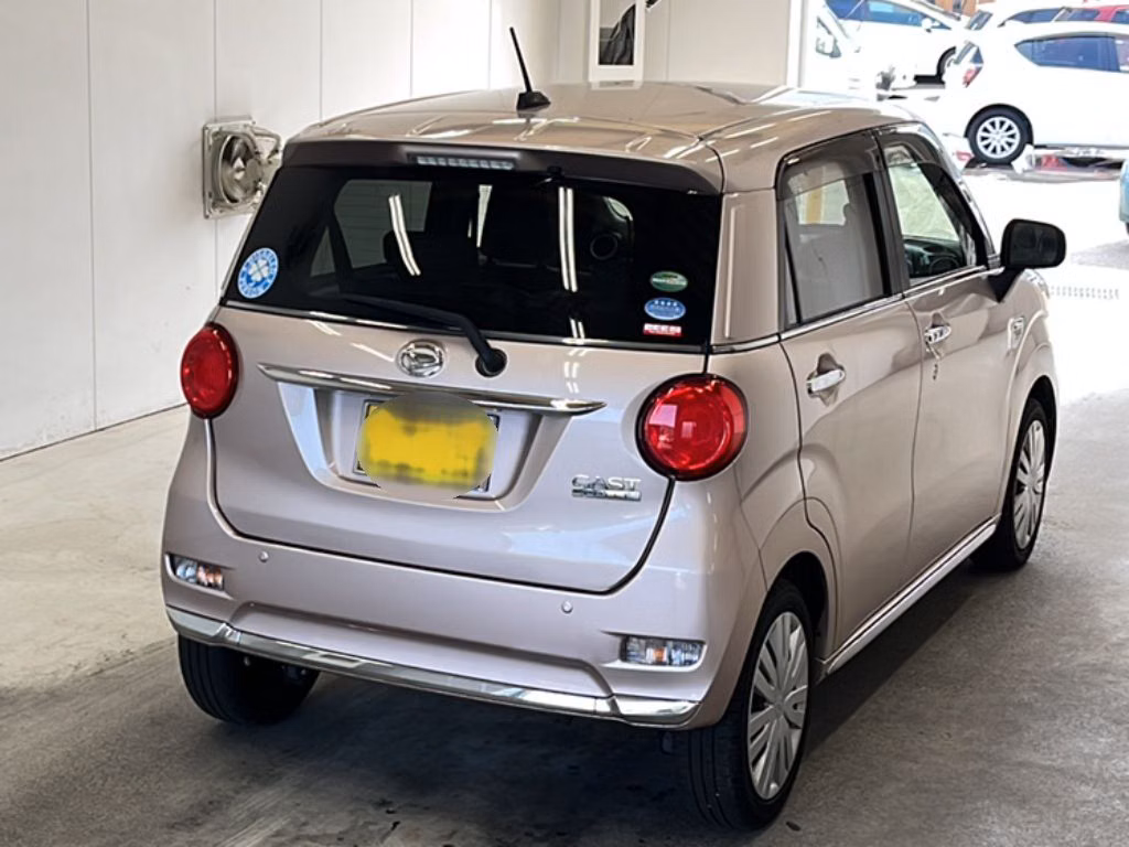 DAIHATSU CAST