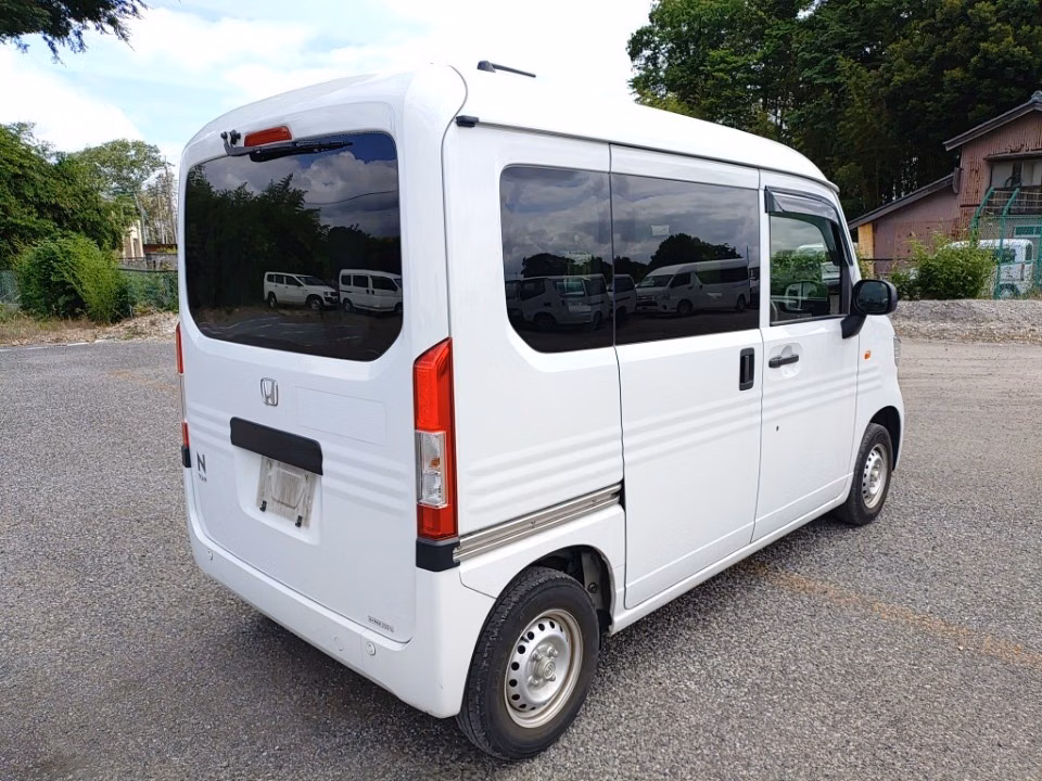 HONDA N-VAN