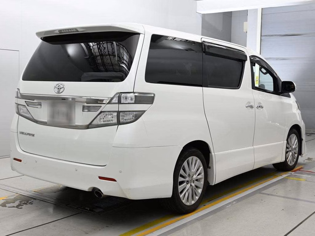 TOYOTA VELLFIRE