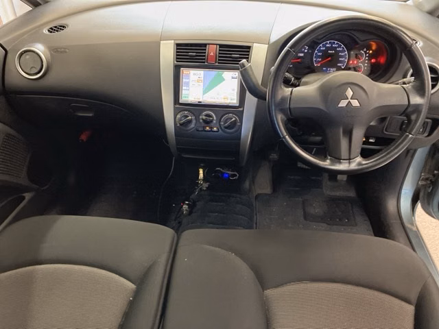 MITSUBISHI COLT PLUS