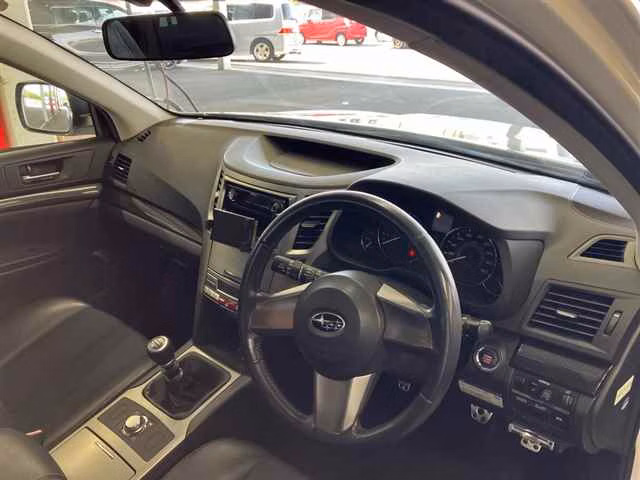 SUBARU LEGACY