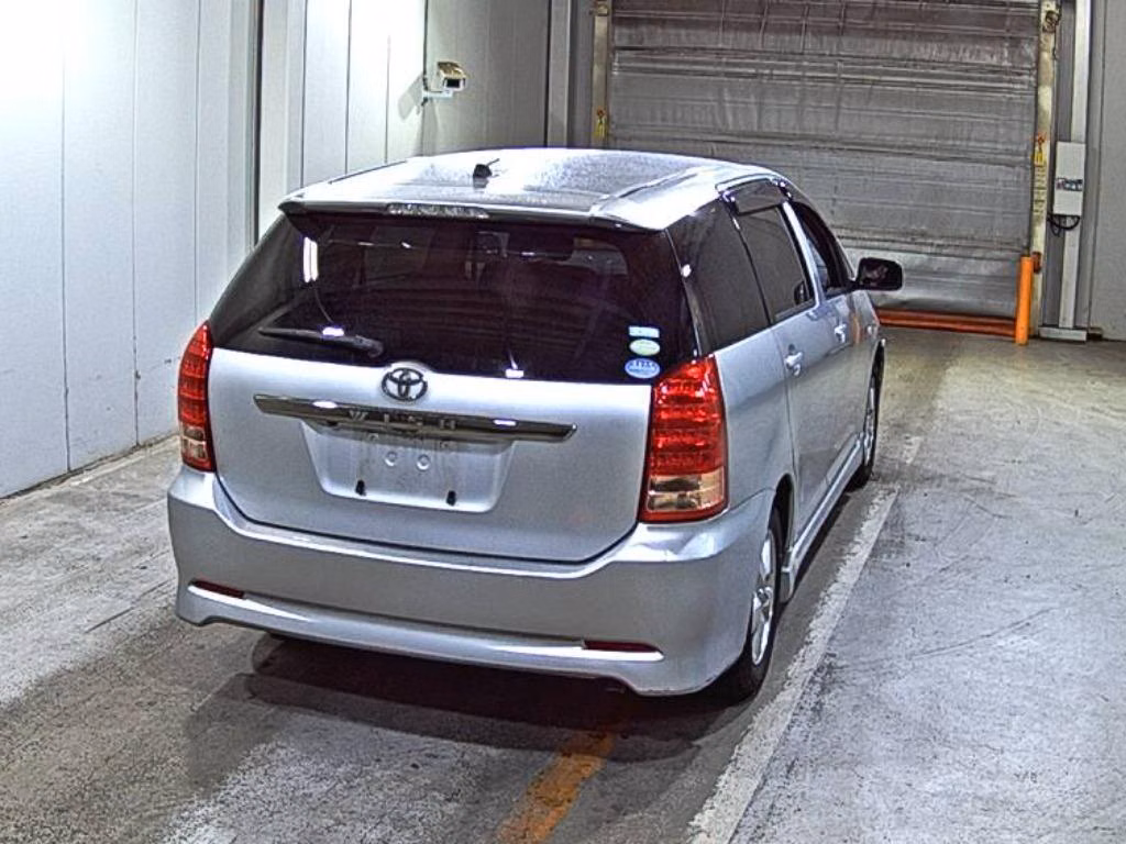 TOYOTA WISH