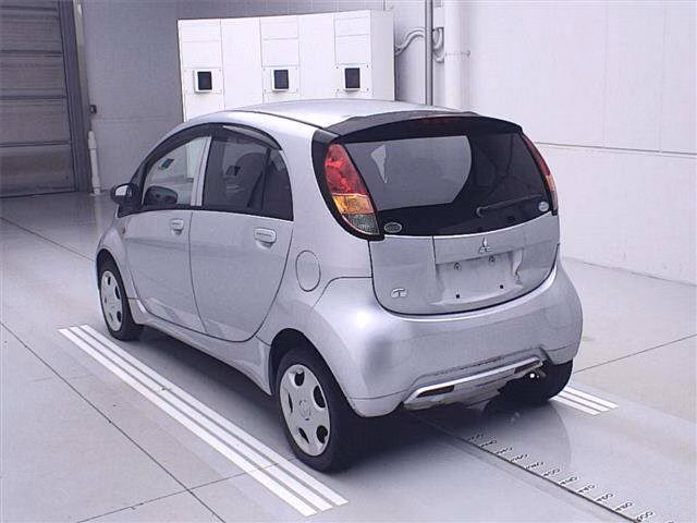 MITSUBISHI I