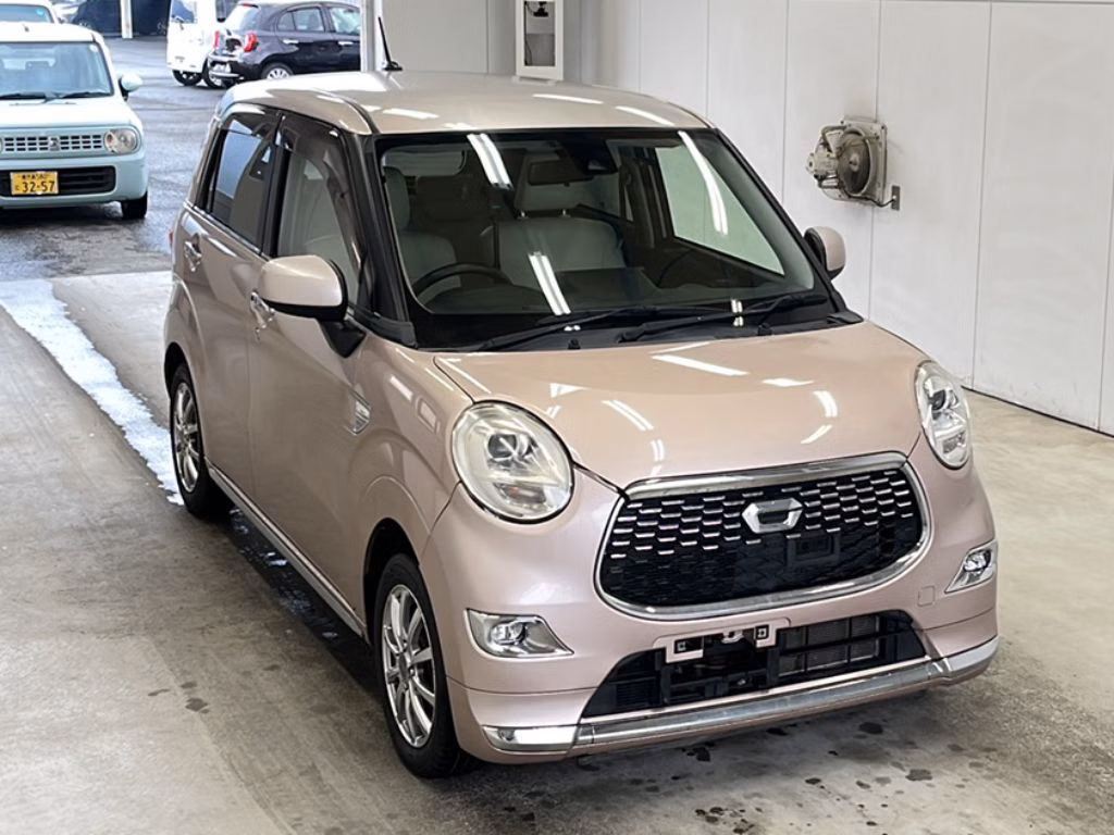 DAIHATSU CAST