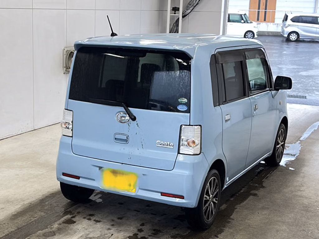 DAIHATSU MOVE CONTE