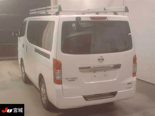 NISSAN NV350 CARAVAN