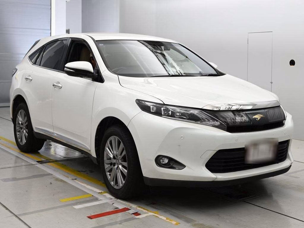 TOYOTA HARRIER