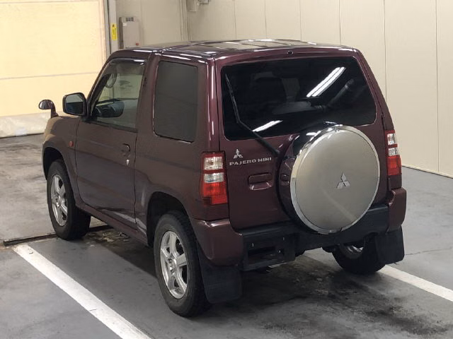 MITSUBISHI PAJERO MINI