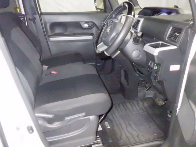 TOYOTA PIXIS MEGA
