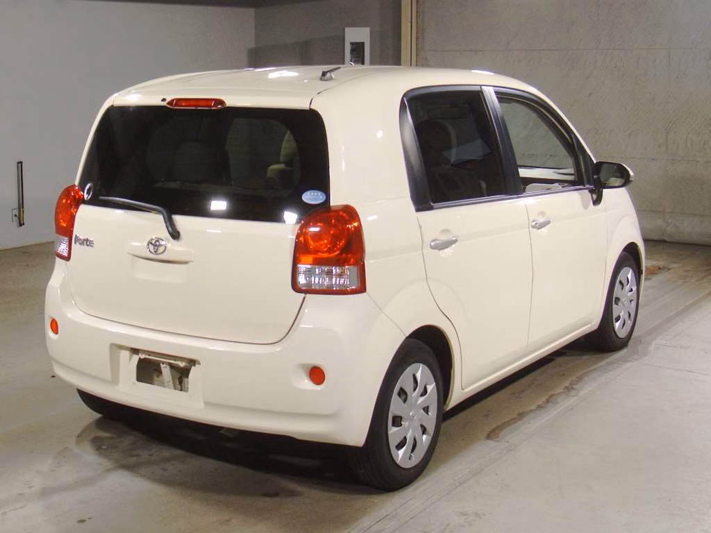 TOYOTA PORTE