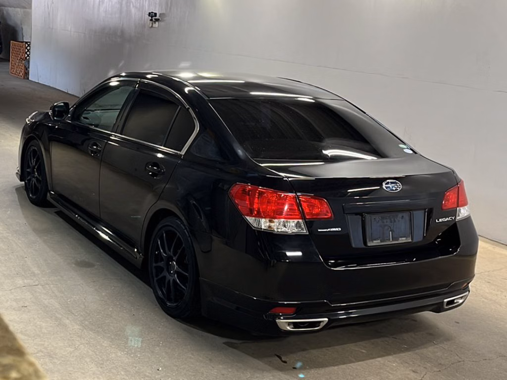 SUBARU LEGACY B4