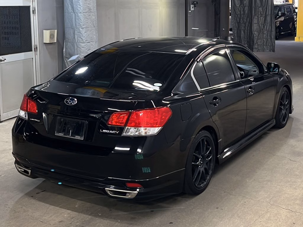 SUBARU LEGACY B4