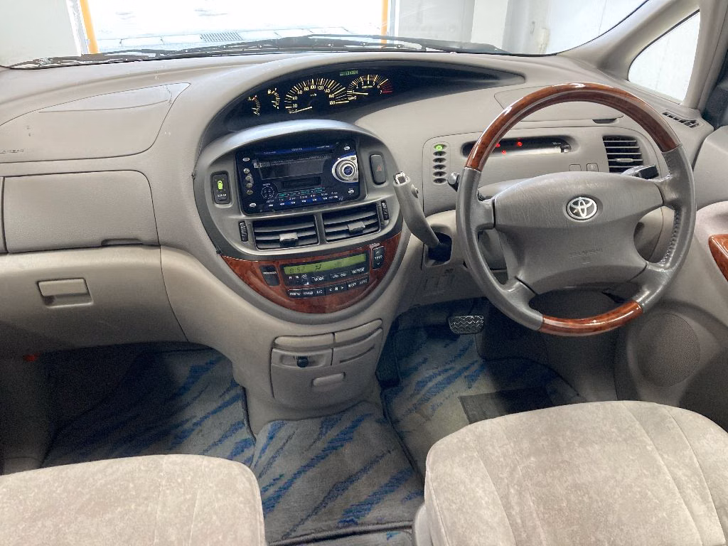 TOYOTA ESTIMA