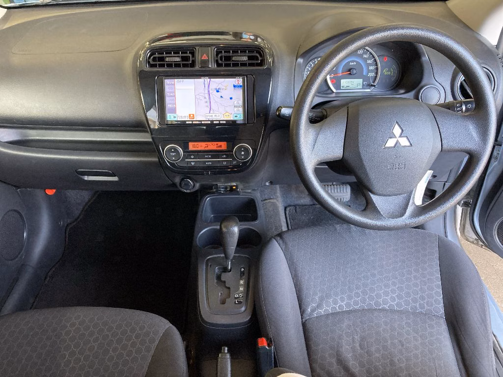 MITSUBISHI MIRAGE