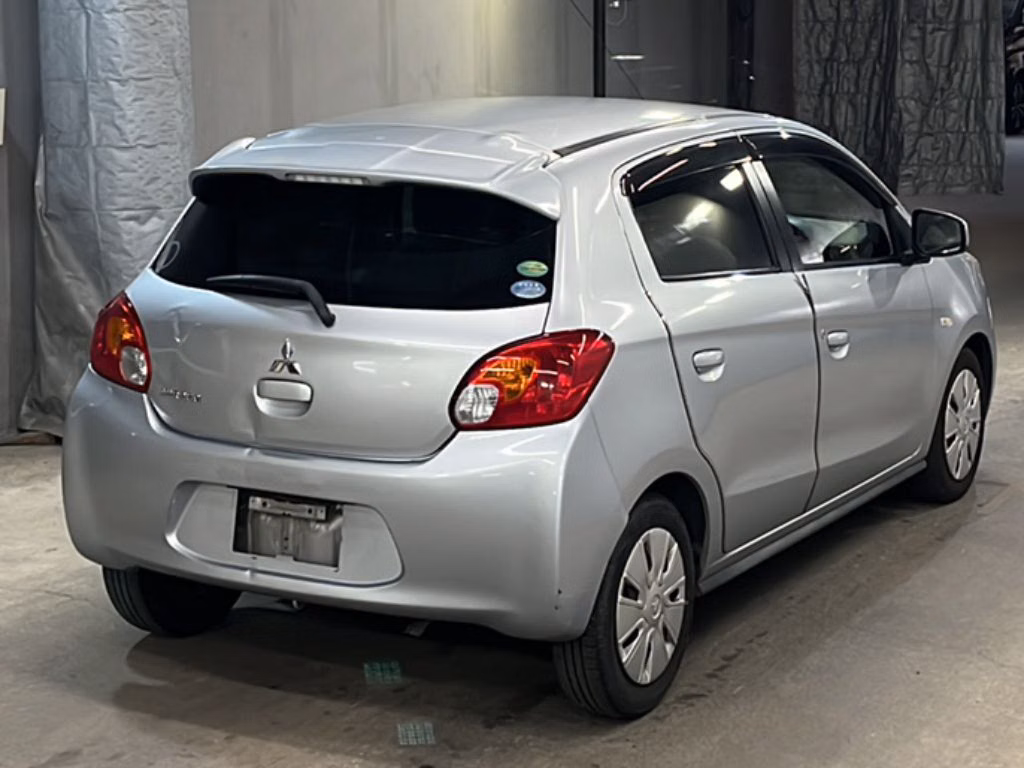 MITSUBISHI MIRAGE