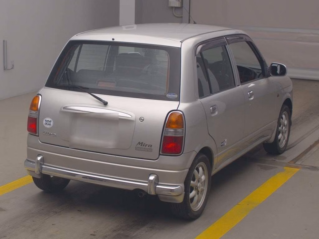 DAIHATSU MIRA GINO