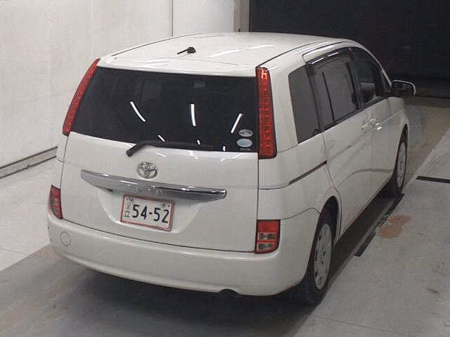 TOYOTA ISIS