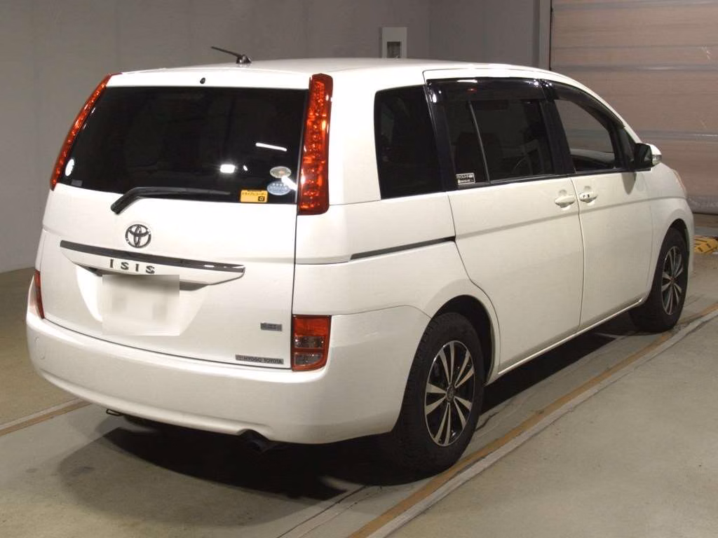 TOYOTA ISIS