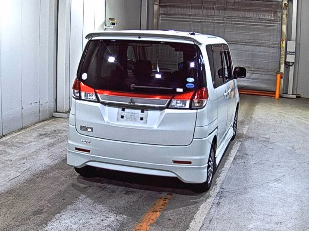 MITSUBISHI DELICA D:2