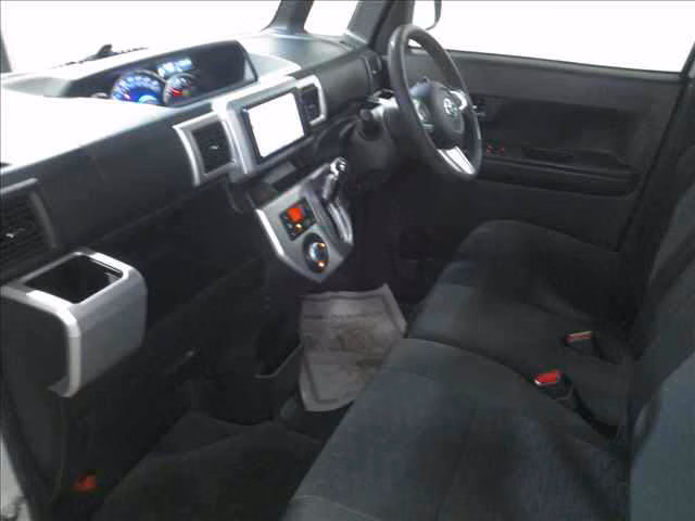 TOYOTA PIXIS MEGA