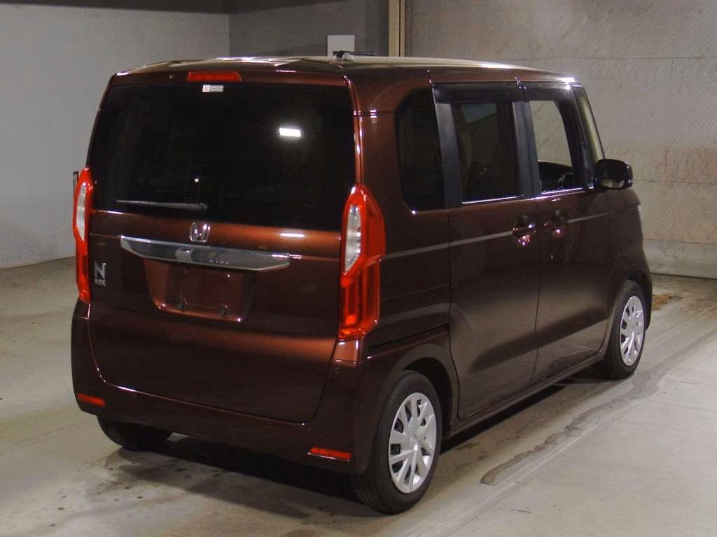 HONDA N-BOX