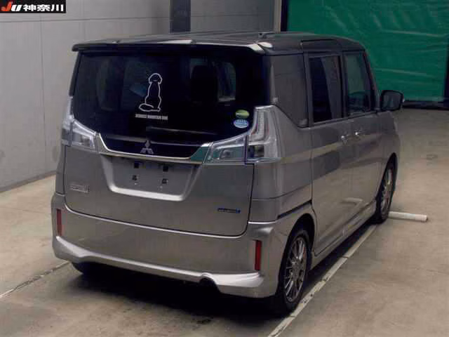 MITSUBISHI DELICA D:2
