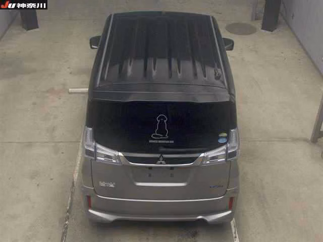MITSUBISHI DELICA D:2