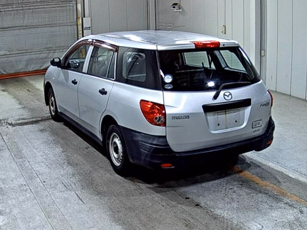 MAZDA FAMILIA