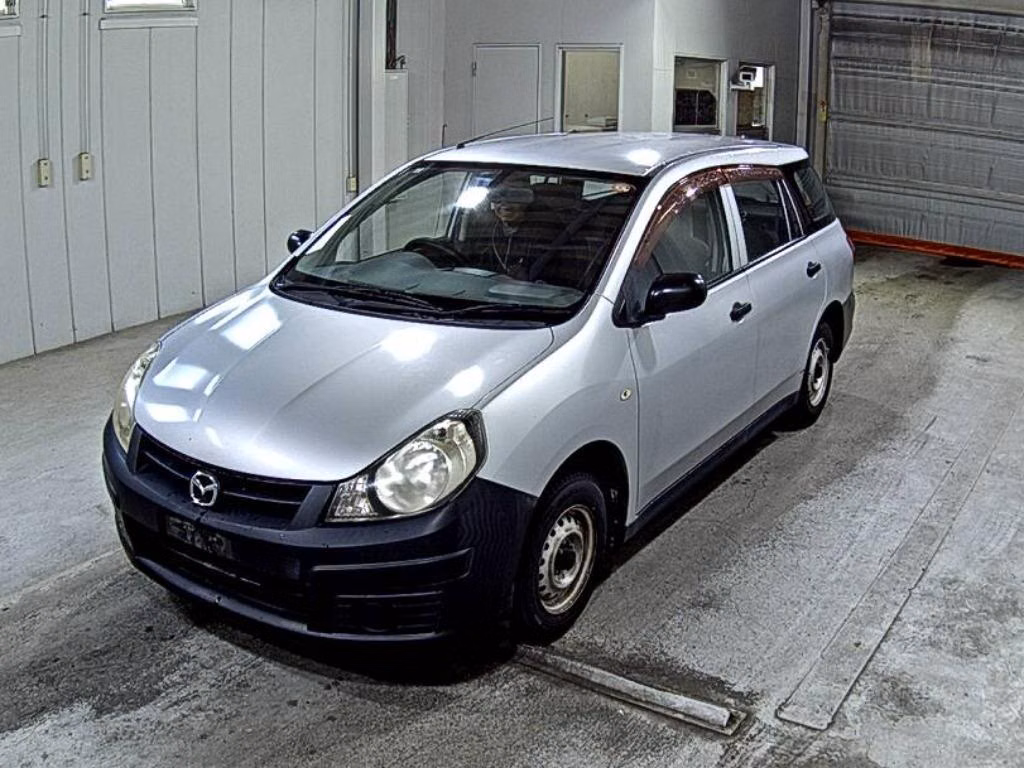 MAZDA FAMILIA