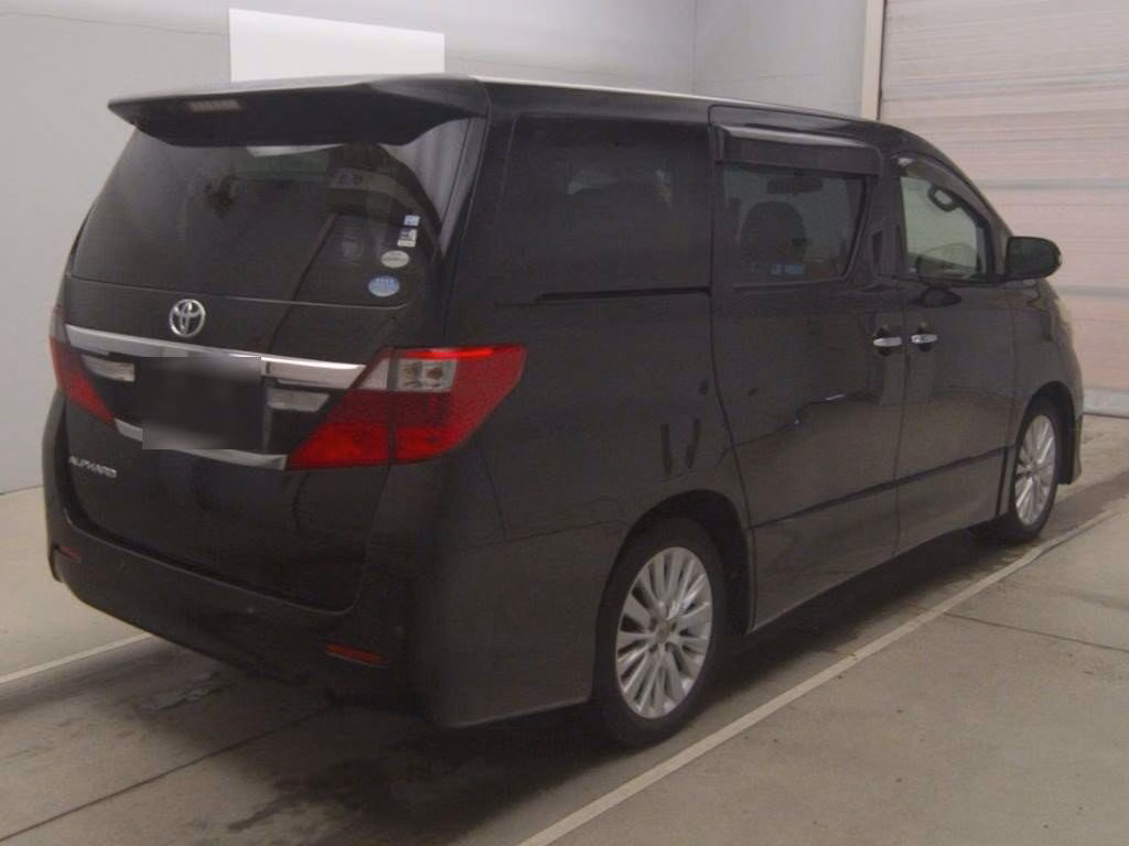 TOYOTA ALPHARD
