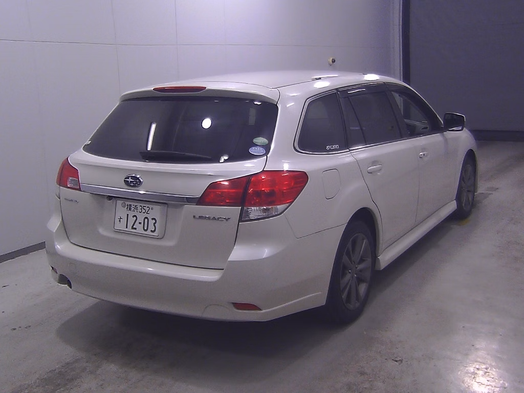 SUBARU LEGACY