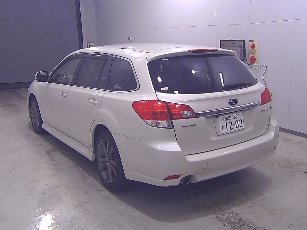 SUBARU LEGACY