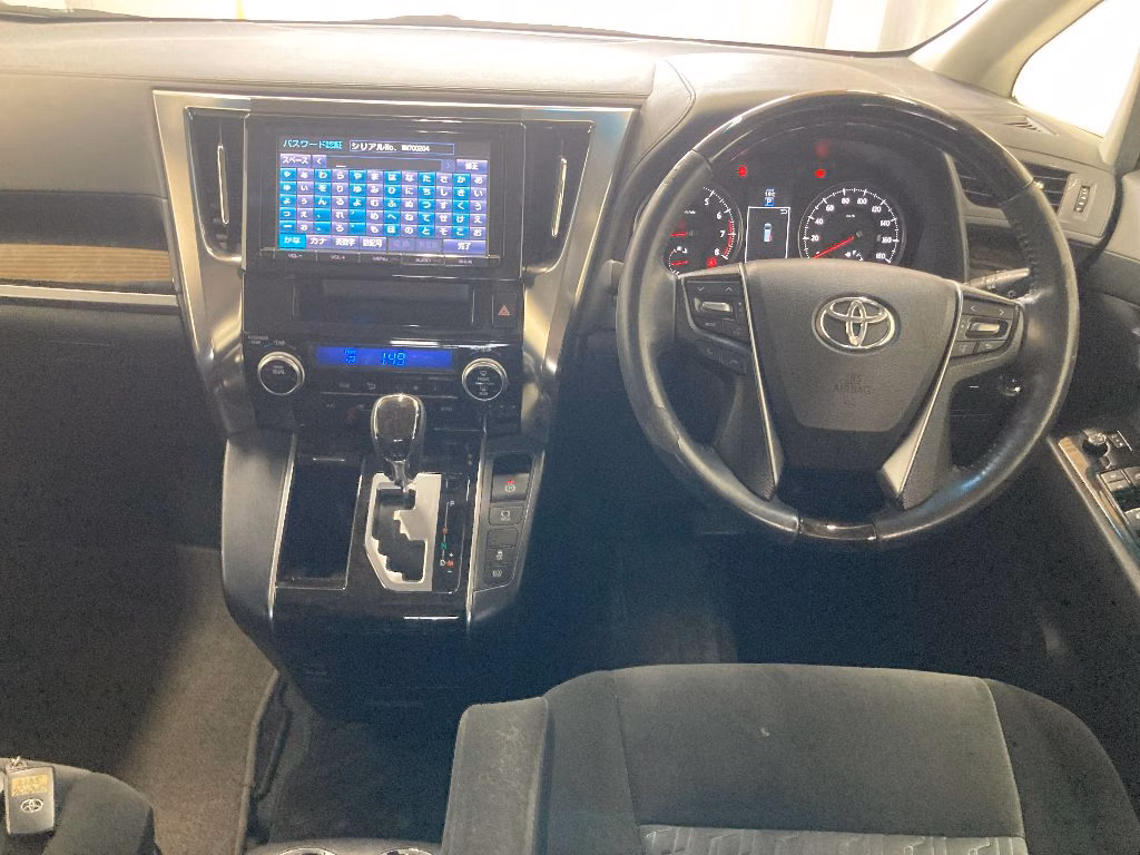TOYOTA VELLFIRE