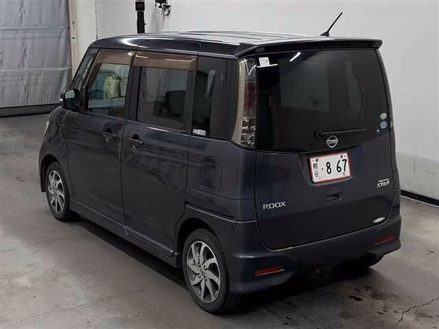 NISSAN ROOX