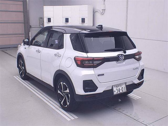 DAIHATSU ROCKY