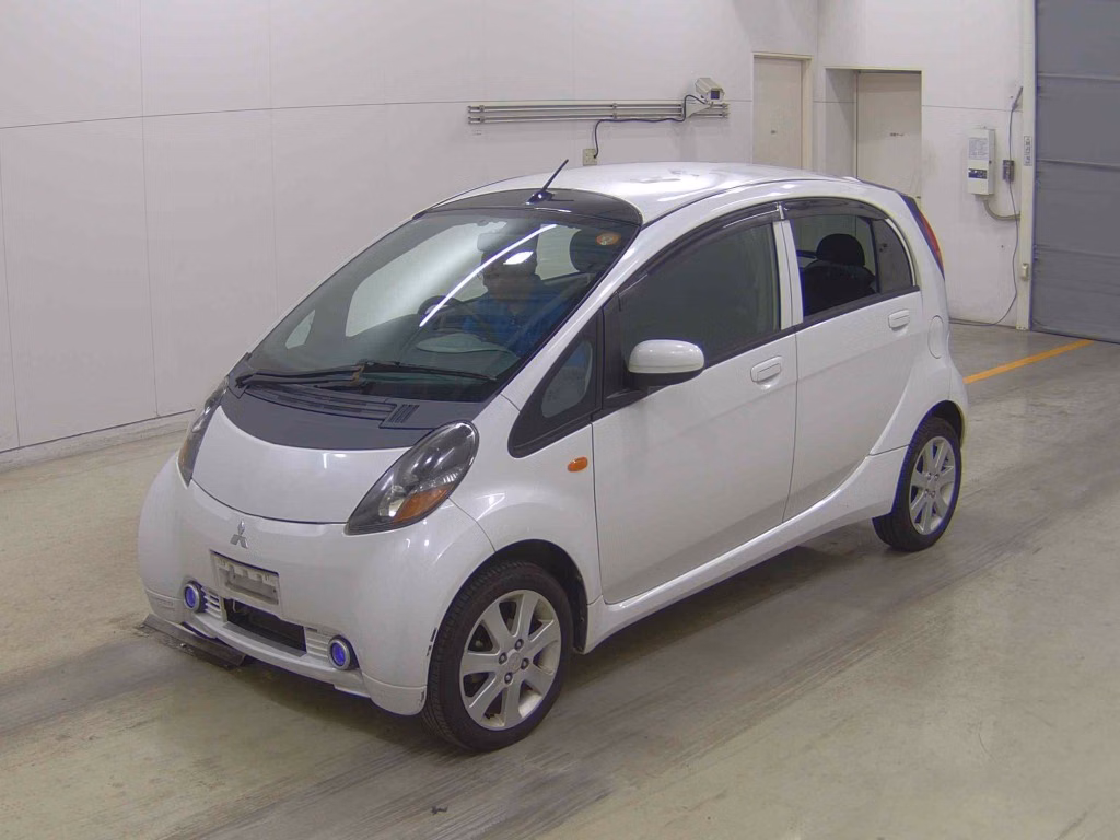MITSUBISHI I