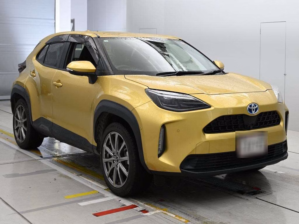 TOYOTA YARIS CROSS