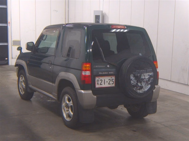 MITSUBISHI PAJERO MINI