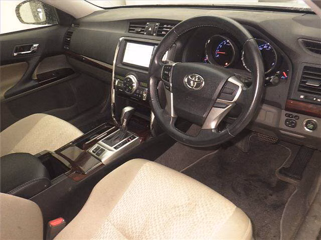 TOYOTA MARK X