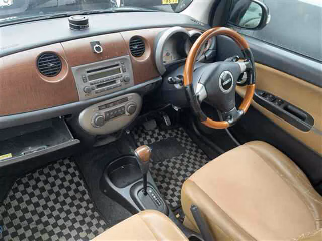 DAIHATSU MIRA GINO