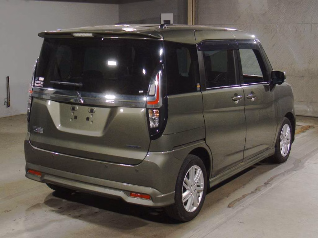 MITSUBISHI DELICA D:2