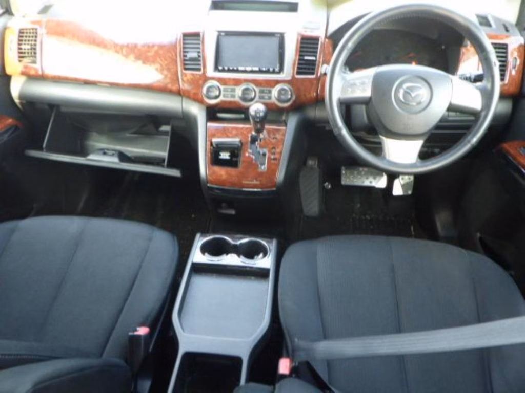MAZDA MPV