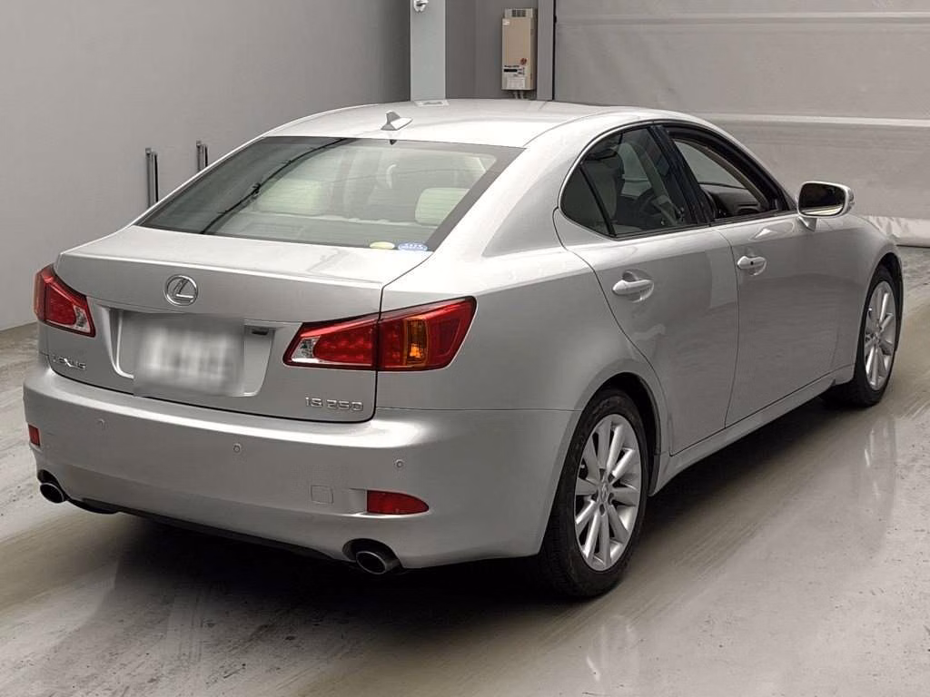 LEXUS IS250
