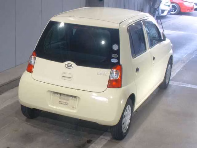DAIHATSU ESSE