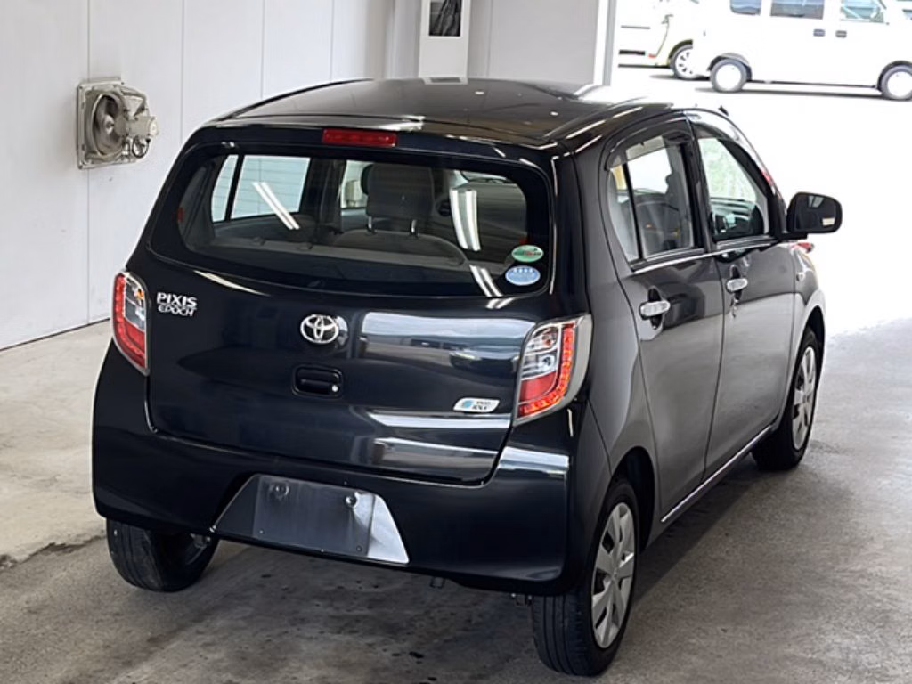 TOYOTA PIXIS EPOCH