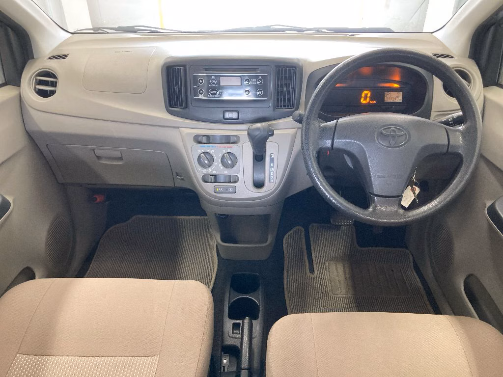 TOYOTA PIXIS EPOCH