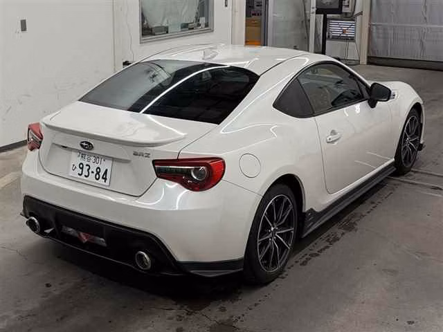 SUBARU BRZ
